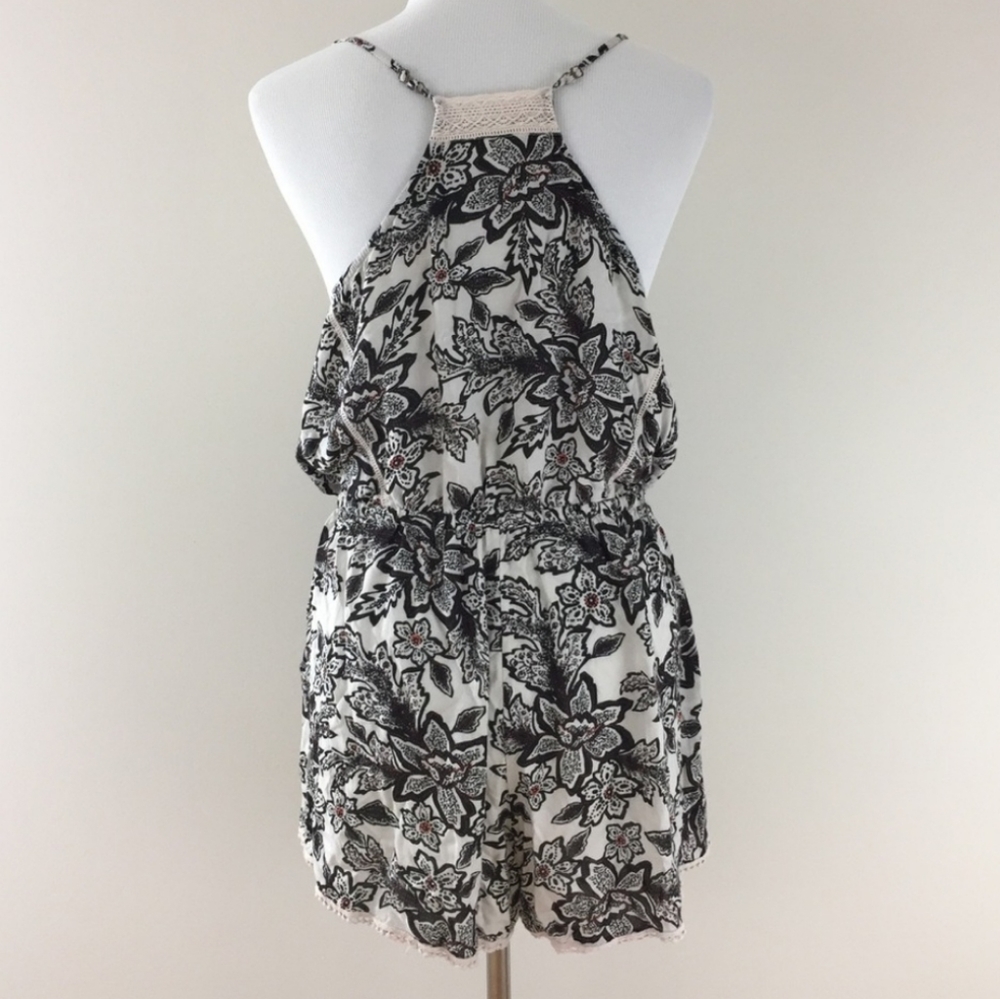 Anthropologie M Floral Eloise Romper